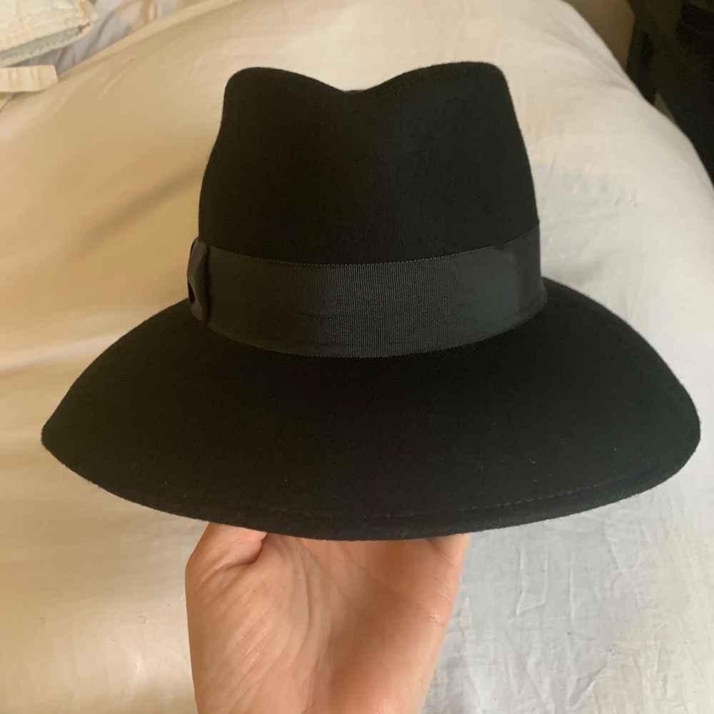 Eric Javits ‘Kim’ wool rain fedora